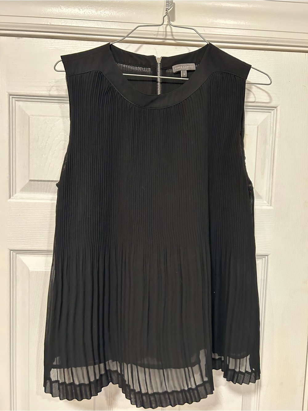 Vince Camuto Black Sleeveless Pleated Blouse